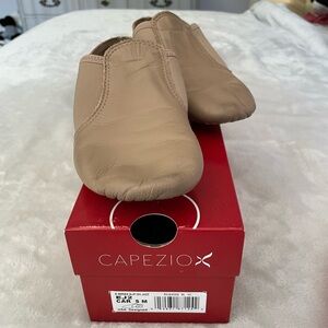 E-SERIES JAZZ SLIP ON EJ2-CAR (Caramel) Size 5M